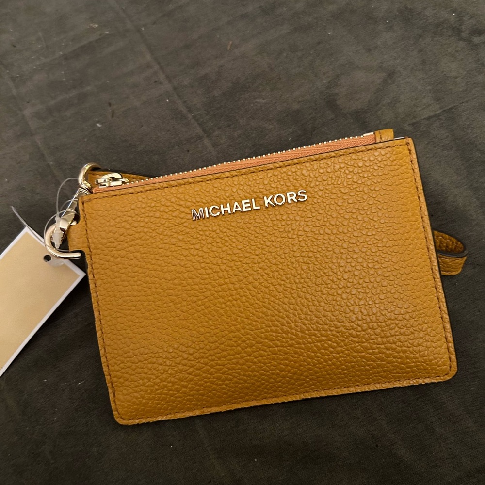 NWT Michael Kors keychain/card case